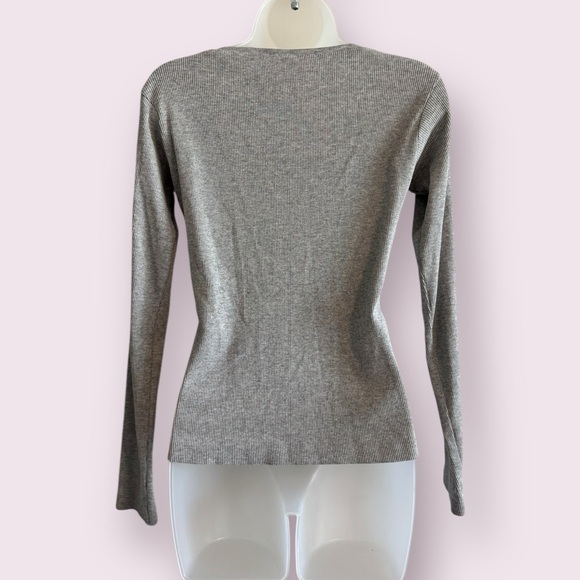 KNITTMIXX V-Neck Top - Long Sleeve Fitted Casual Basic, Size 8 - Picture 5 of 5